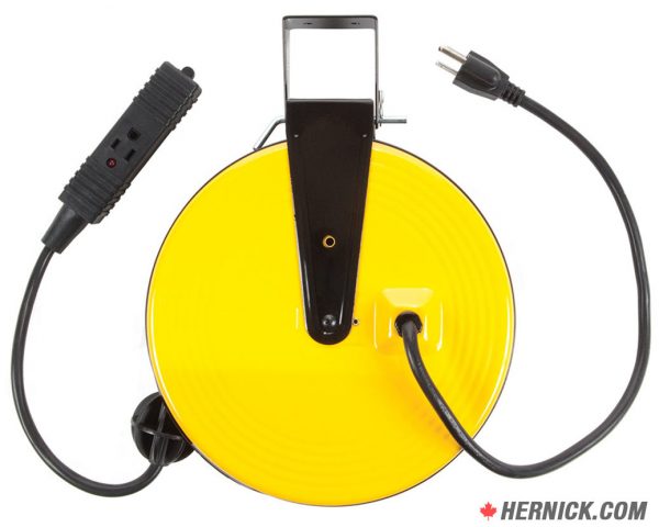 BAYCO SL-800 Triple-Tap 30' Extension Cord on Metal Retractable Reel